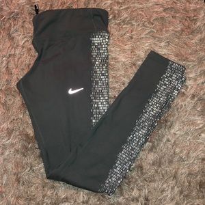 Nike workout leggings